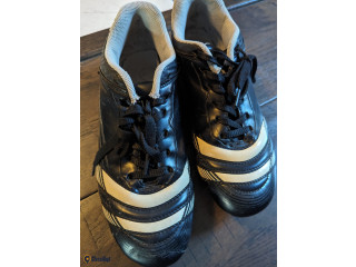 Soccer cleats -Acacia